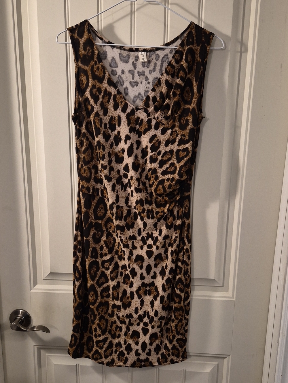 Sleeveless Leopard Print V-Neck Dress - Brown/Black
